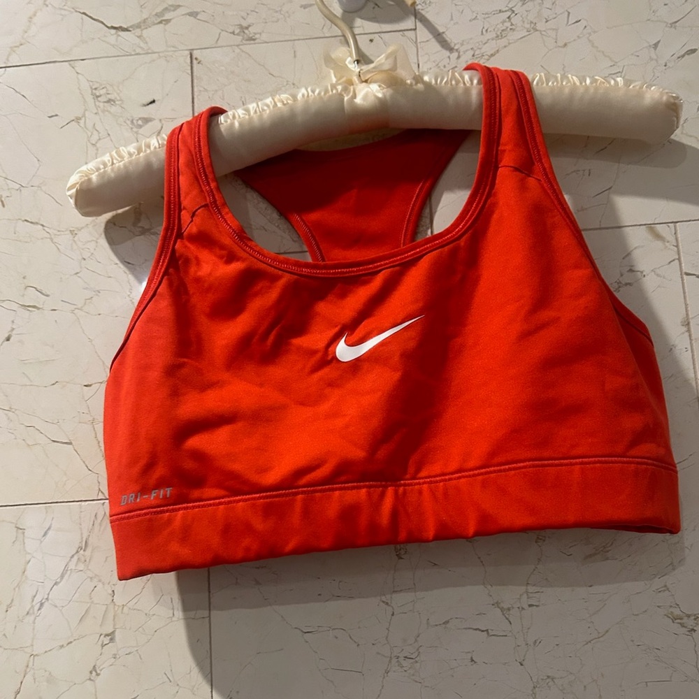 orange nike pro sports bra
